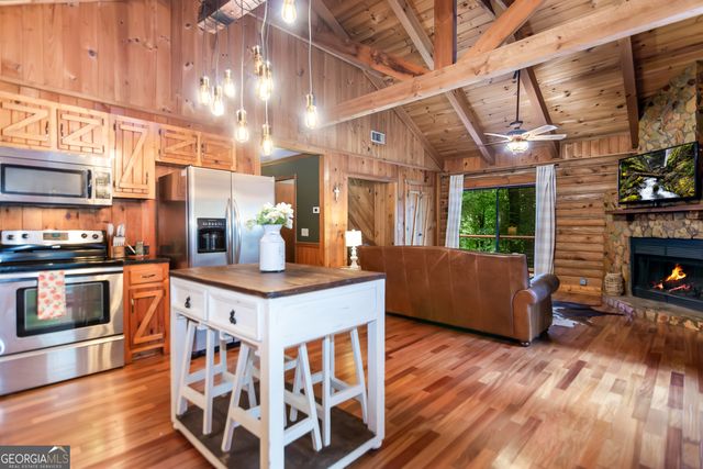 165 Timberwalk Drive, Ellijay, GA 30540