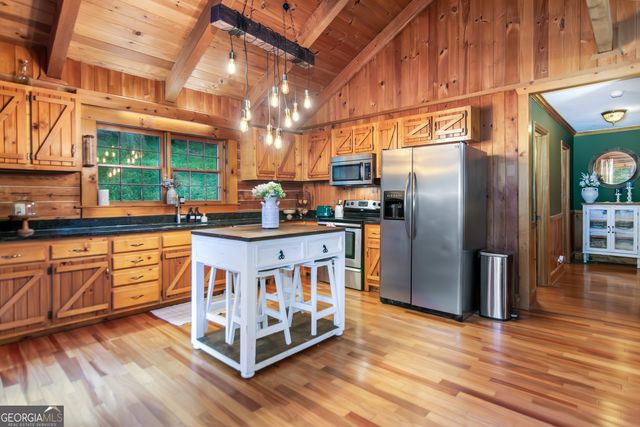 165 Timberwalk Drive, Ellijay, GA 30540