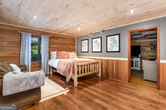 165 Timberwalk Drive, Ellijay, GA 30540