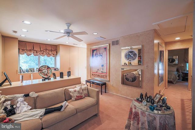 6343 RED CEDAR PL, Baltimore, MD 21209
