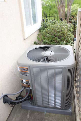 1740 Kent Dr, Brentwood, CA 94513