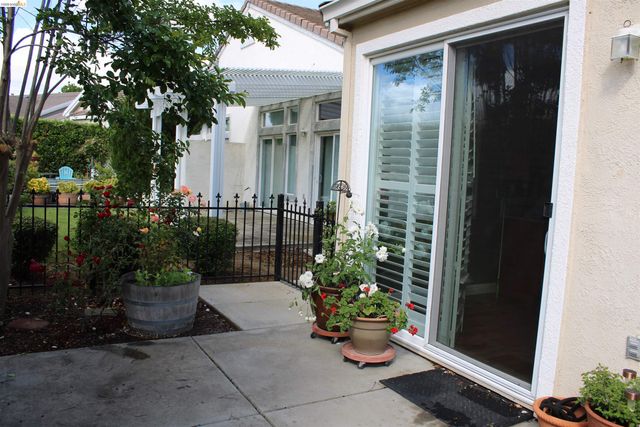 1740 Kent Dr, Brentwood, CA 94513