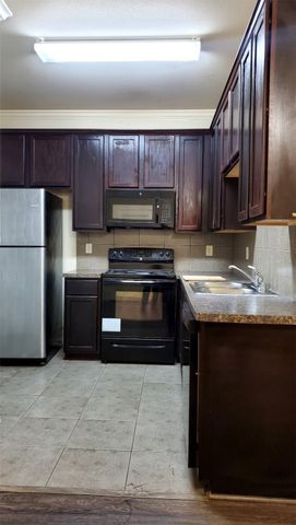 3015 Tudor Lane, Irving, TX 75060