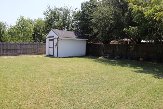 324 Lake Travis Drive, Wylie, TX 75098