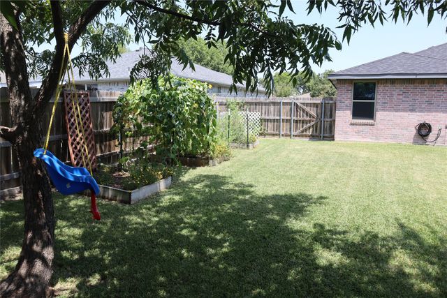 324 Lake Travis Drive, Wylie, TX 75098