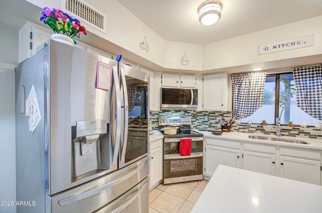 3817 N CARNATION Lane, Avondale, AZ 85392