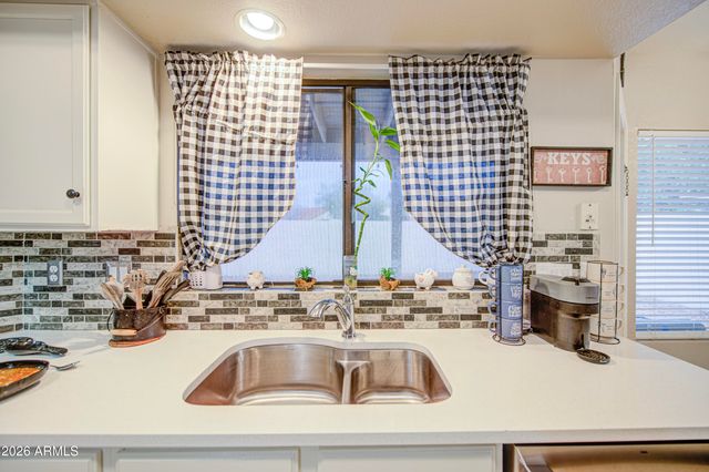 3817 N CARNATION Lane, Avondale, AZ 85392