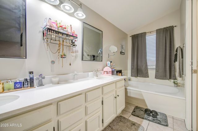 3817 N CARNATION Lane, Avondale, AZ 85392