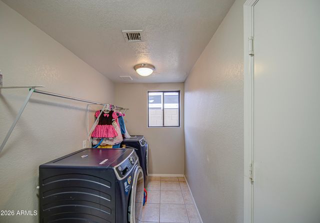 3817 N CARNATION Lane, Avondale, AZ 85392