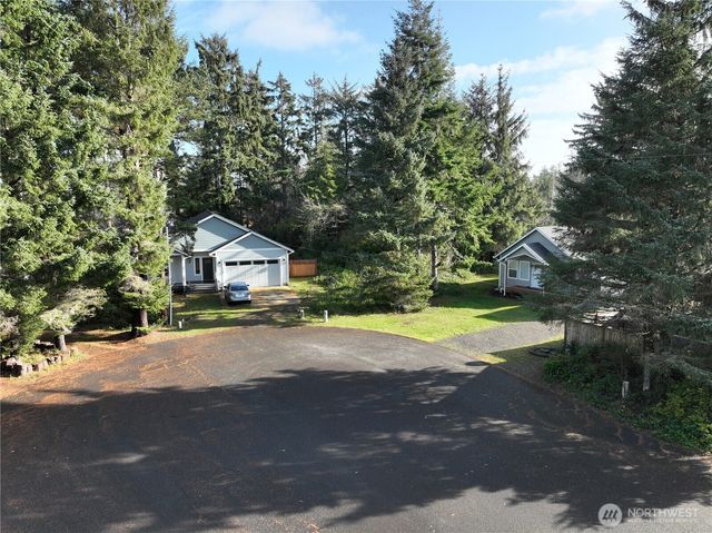 723 Brant Court SE, Ocean Shores, WA 98569