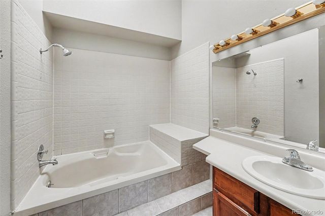 4138 S Mobile Circle A, Aurora, CO 80013