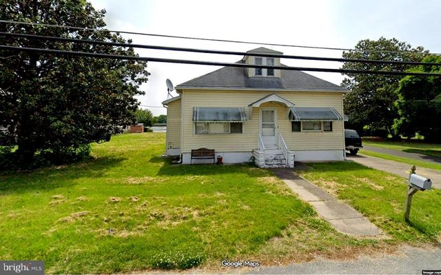 8025 EDGEWATER AVE, Rosedale, MD 21237