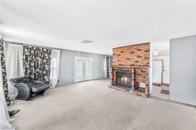2029 College Circle, Las Vegas, NV 89156