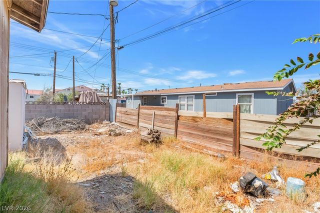 2029 College Circle, Las Vegas, NV 89156