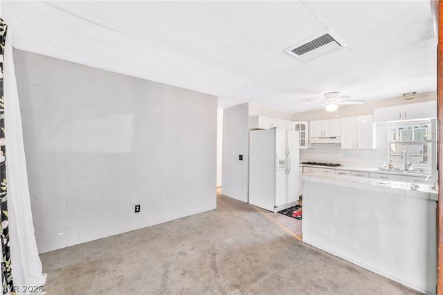 2029 College Circle, Las Vegas, NV 89156
