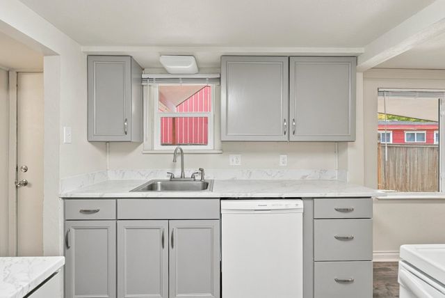 3807 E 29th Ave, Spokane, WA 99223