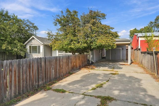 3807 E 29th Ave, Spokane, WA 99223
