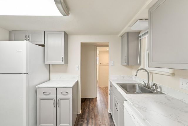 3807 E 29th Ave, Spokane, WA 99223