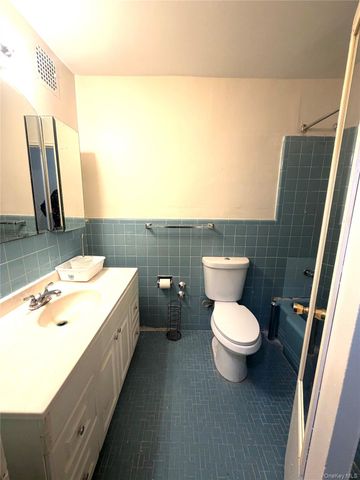 1030 E 57th Street 1st floor Apartment, Brooklyn, NY 11234