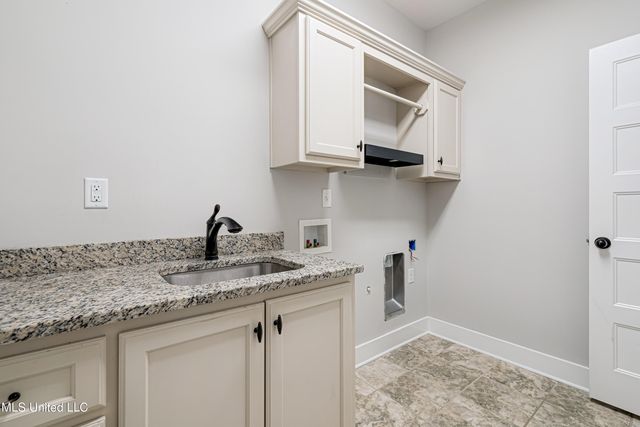 4602 Pleasant Breeze, Olive Branch, MS 38654