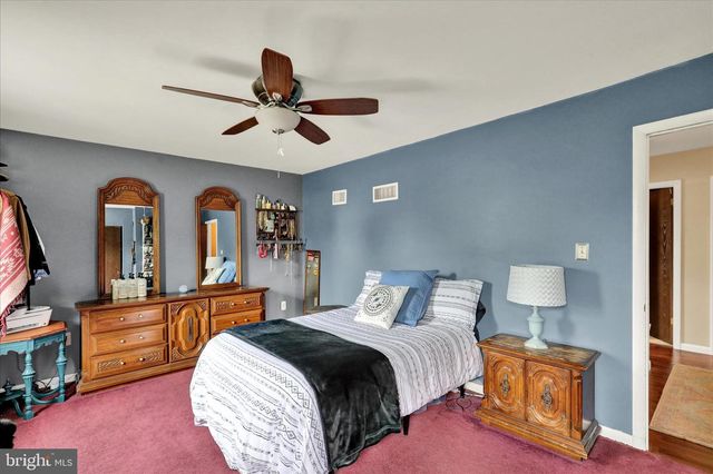 600 LINCOLN ST, Shoemakersville, PA 19555