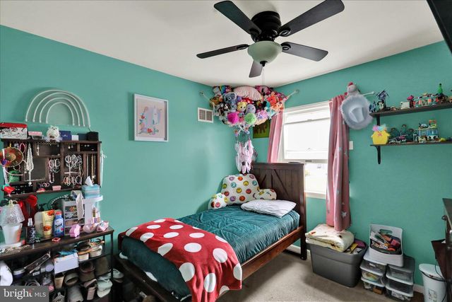 600 LINCOLN ST, Shoemakersville, PA 19555