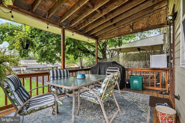 600 LINCOLN ST, Shoemakersville, PA 19555