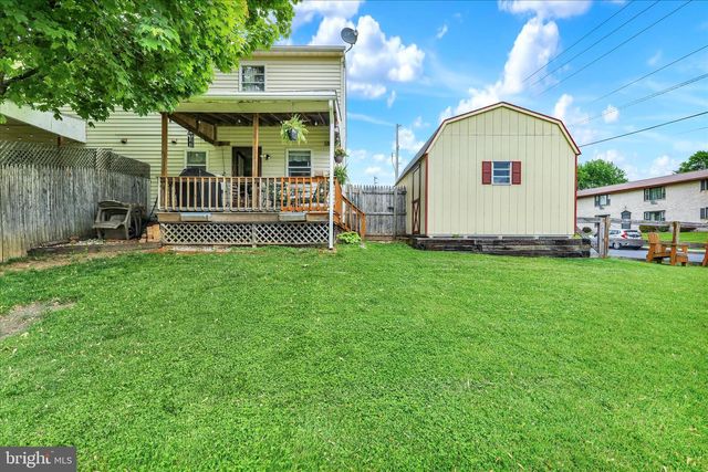 600 LINCOLN ST, Shoemakersville, PA 19555
