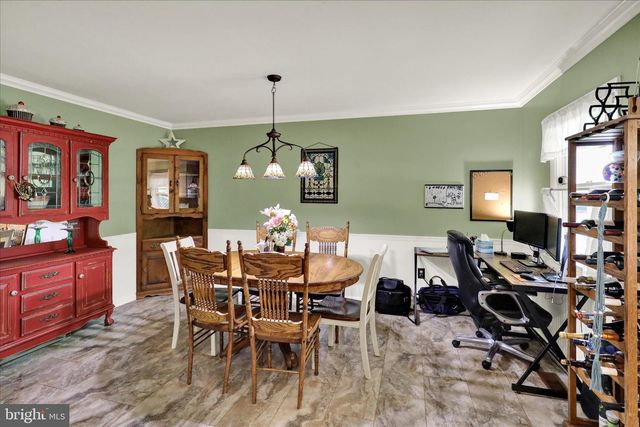 600 LINCOLN ST, Shoemakersville, PA 19555