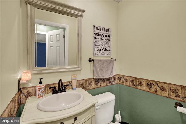 600 LINCOLN ST, Shoemakersville, PA 19555