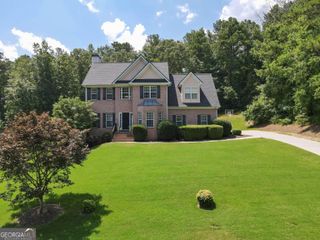 145 Farr Lake Drive, Tyrone, GA 30290