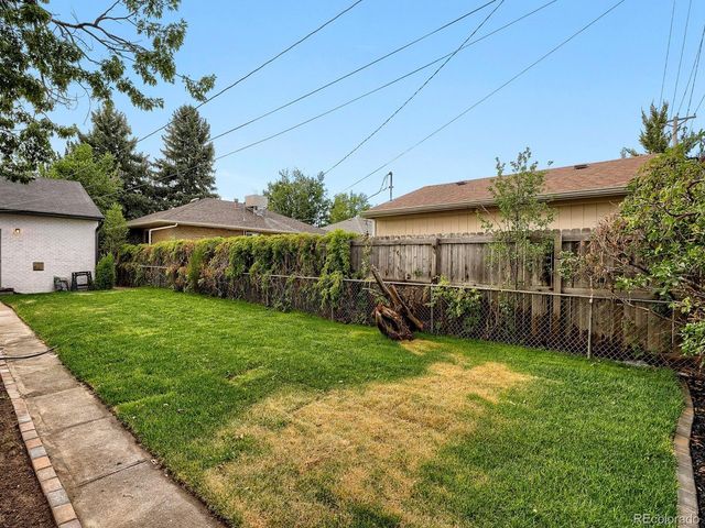 3699 Grape St, Denver, CO 80207