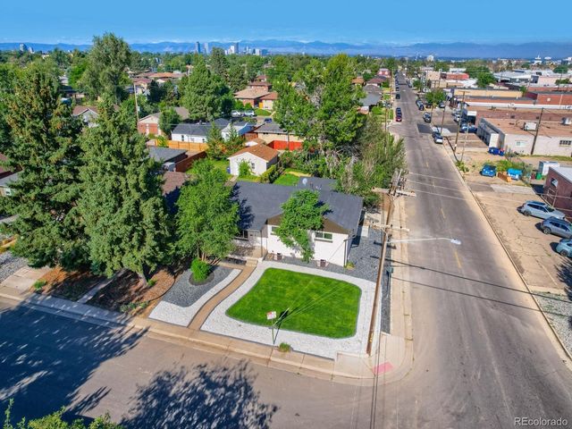 3699 Grape St, Denver, CO 80207