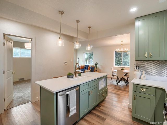 3699 Grape St, Denver, CO 80207