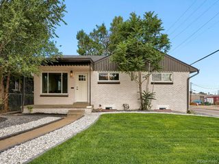 3699 Grape St, Denver, CO 80207