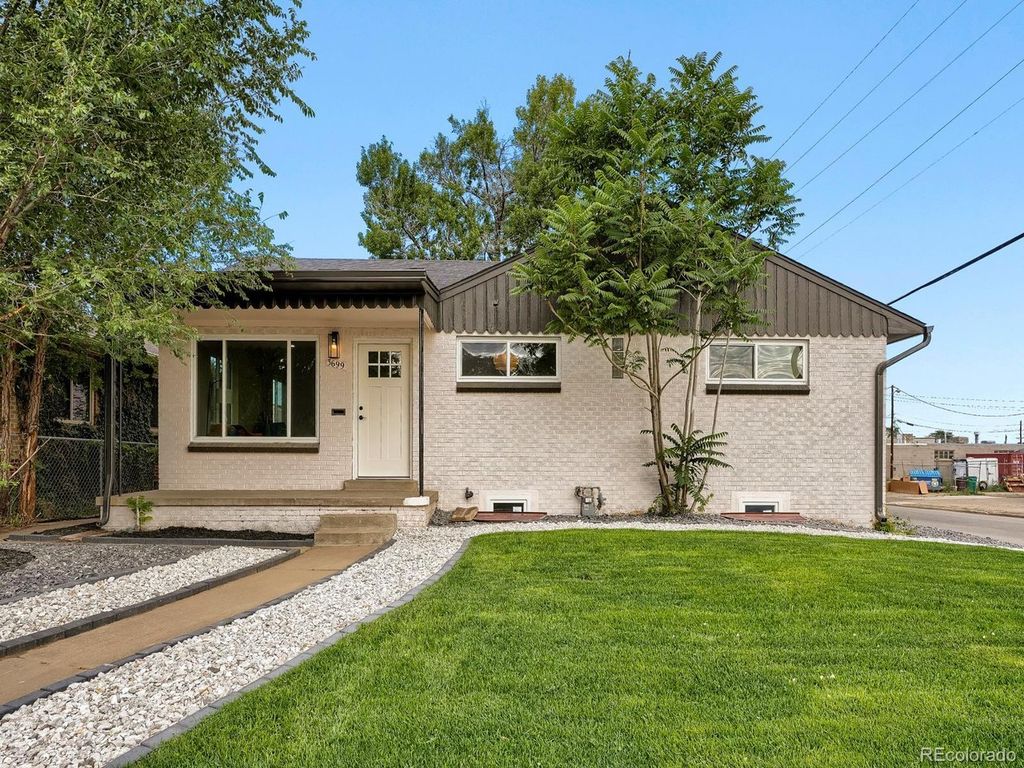 3699 Grape St, Denver, CO 80207