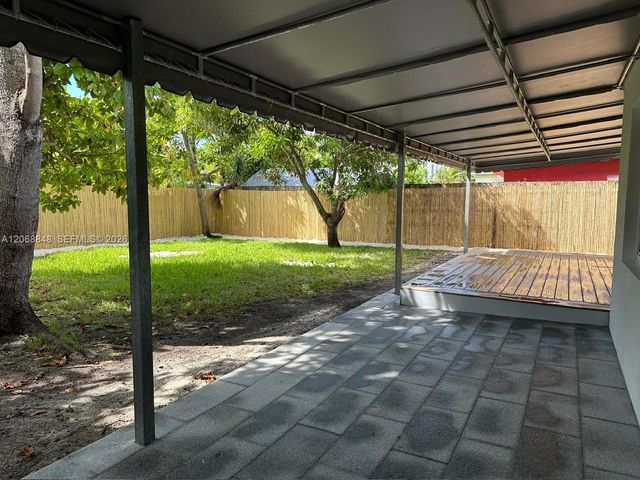 7820 Carlyle Avenue, Miami Beach, FL 33141