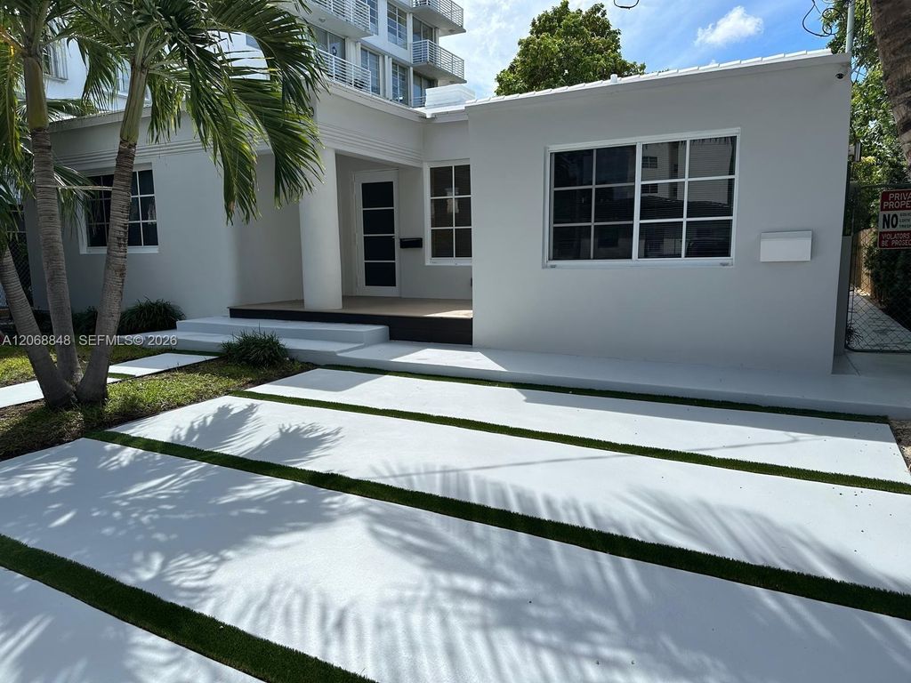 7820 Carlyle Avenue, Miami Beach, FL 33141
