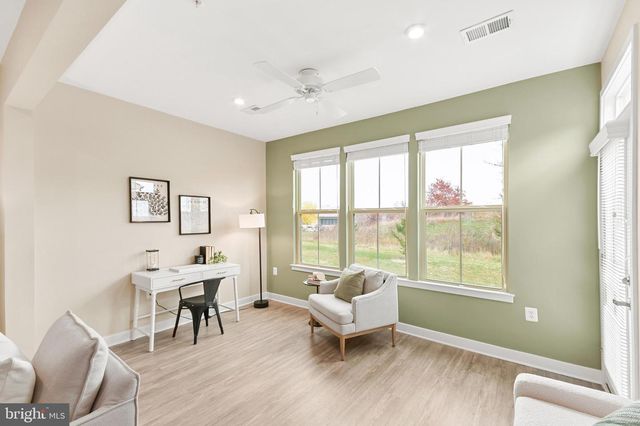 3225 THORNAPPLE DR, Frederick, MD 21704