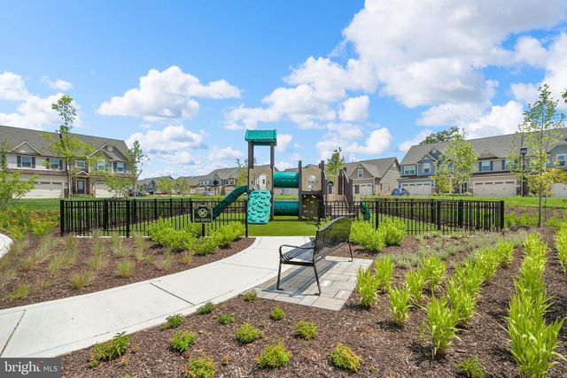 3225 THORNAPPLE DR, Frederick, MD 21704