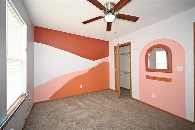 5005 University Avenue, St Joseph, MO 64503