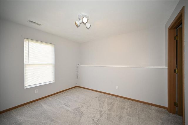 5005 University Avenue, St Joseph, MO 64503