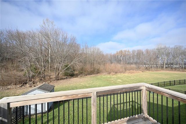 5005 University Avenue, St Joseph, MO 64503