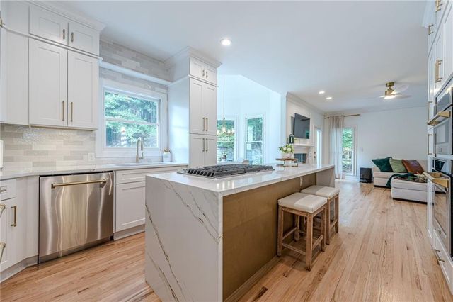 745 Combee Way, Roswell, GA 30076