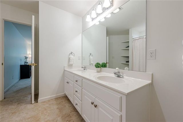 745 Combee Way, Roswell, GA 30076
