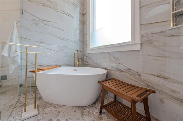 745 Combee Way, Roswell, GA 30076