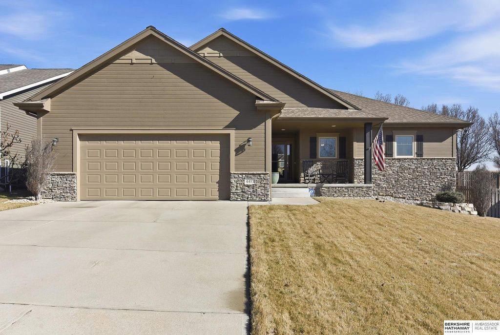 4413 S 193rd Street, Omaha, NE 68135