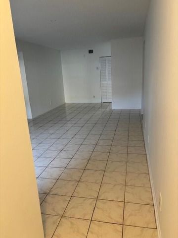 501 Gardens Drive 101, Pompano Beach, FL 33069