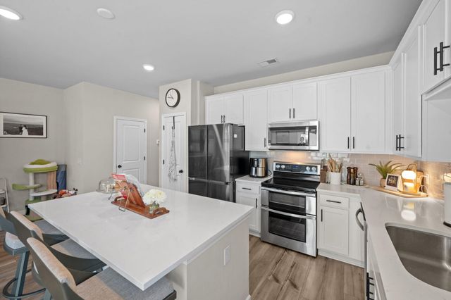 5333 Cardinal Crest, North Charleston, SC 29418