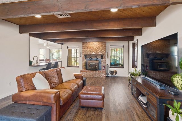 14205 Marquette Drive NE, Albuquerque, NM 87123